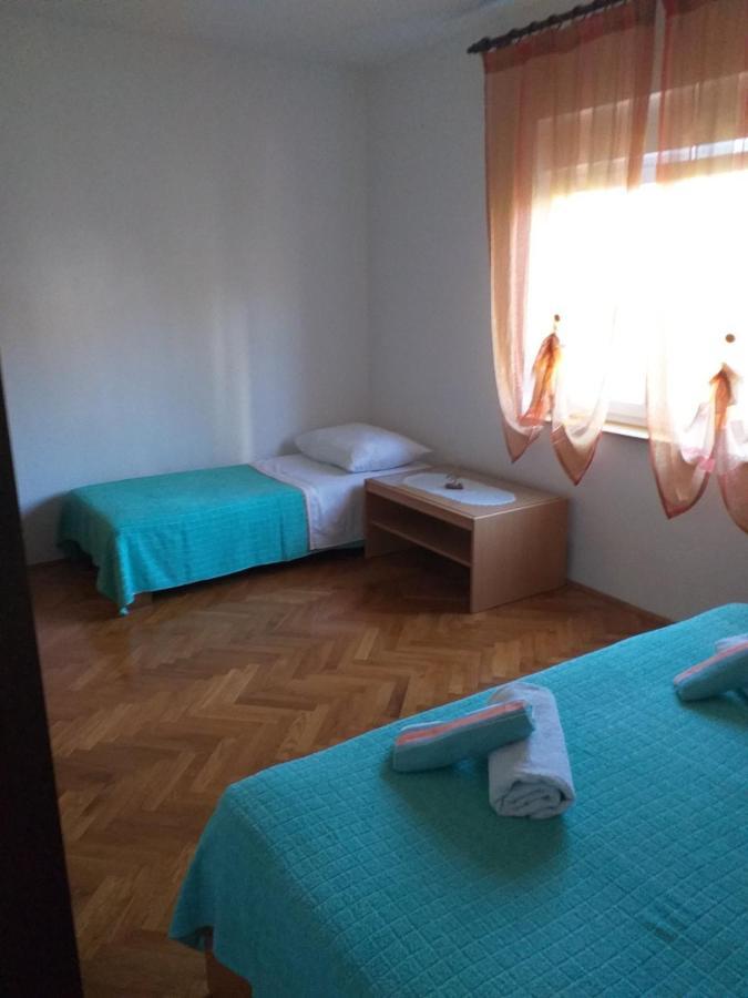 Lori Apartmán Pula
